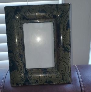 Elsa L picture frame